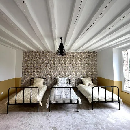 Le Presbytere, Familiale Tatil Evi La Poterie-au-Perche