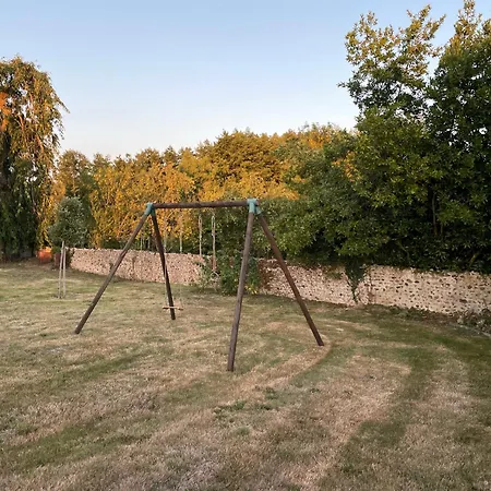 Le Presbytere, Familiale La Poterie-au-Perche
