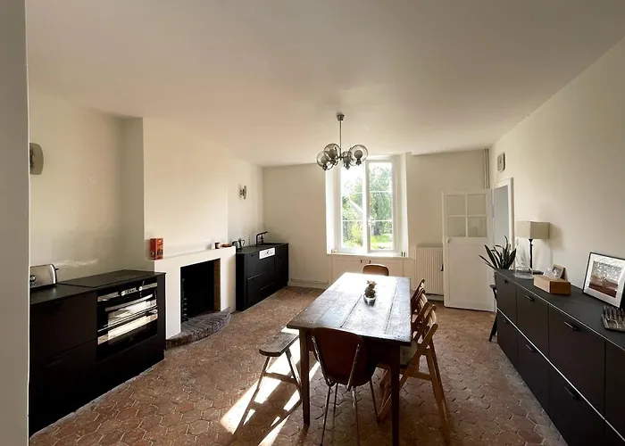 Le Presbytere, Familiale