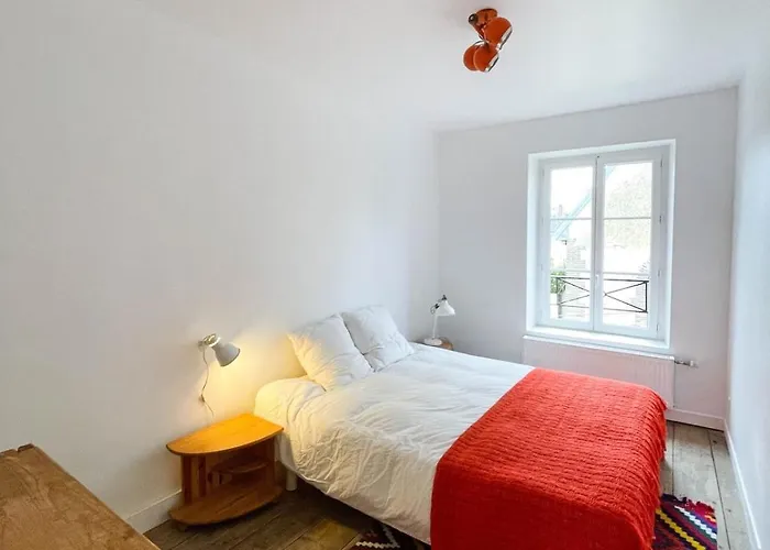 Le Presbytere, Familiale