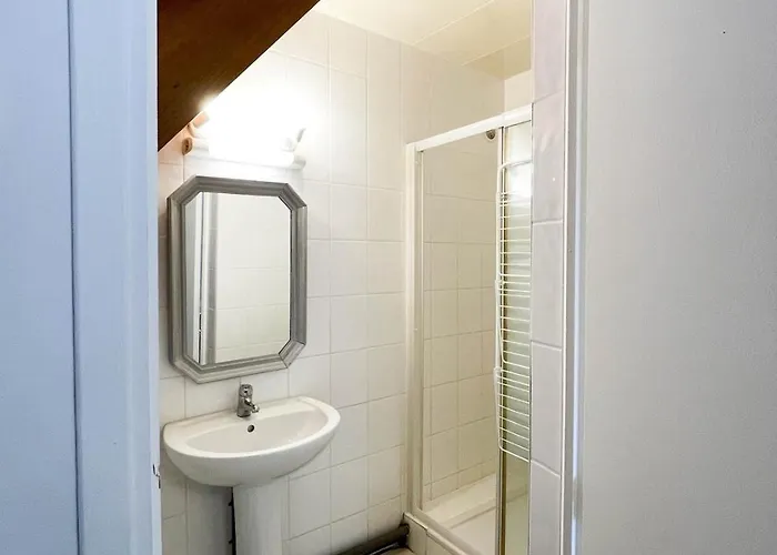 Le Presbytere, Familiale